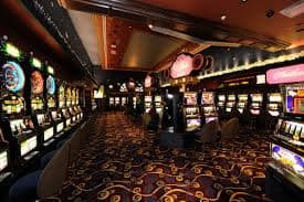 396 slot featured game showcase